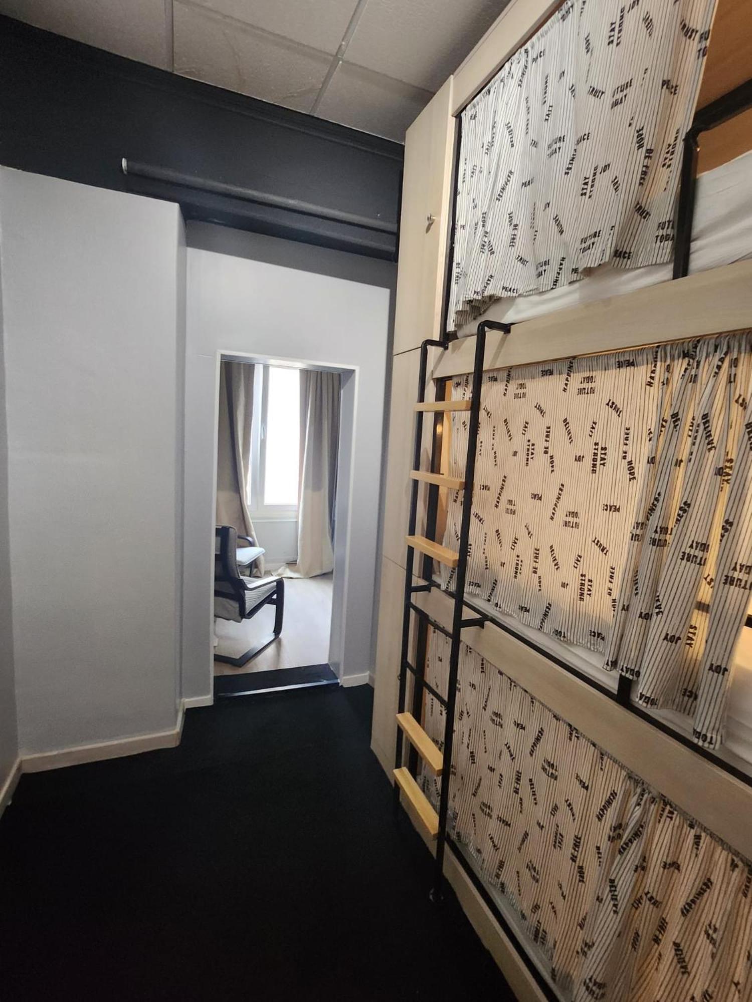 Daora Lisbon Hostel Buitenkant foto